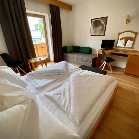 Hotel Simpaty 3*